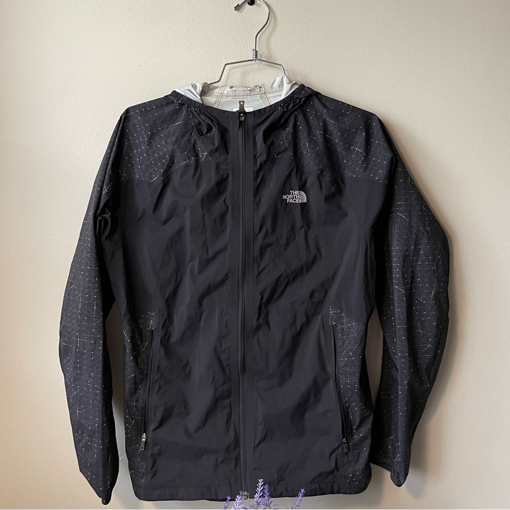 THE NORTH FACE • (Women's size Medium) Windbreaker Jacket with reflective/vents